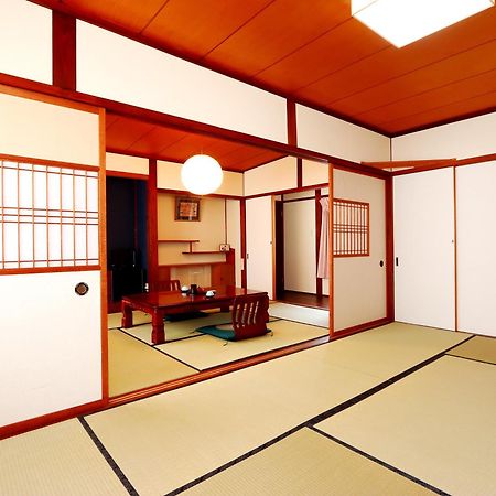 富山県 よしのや旅館 Nanto Exterior foto