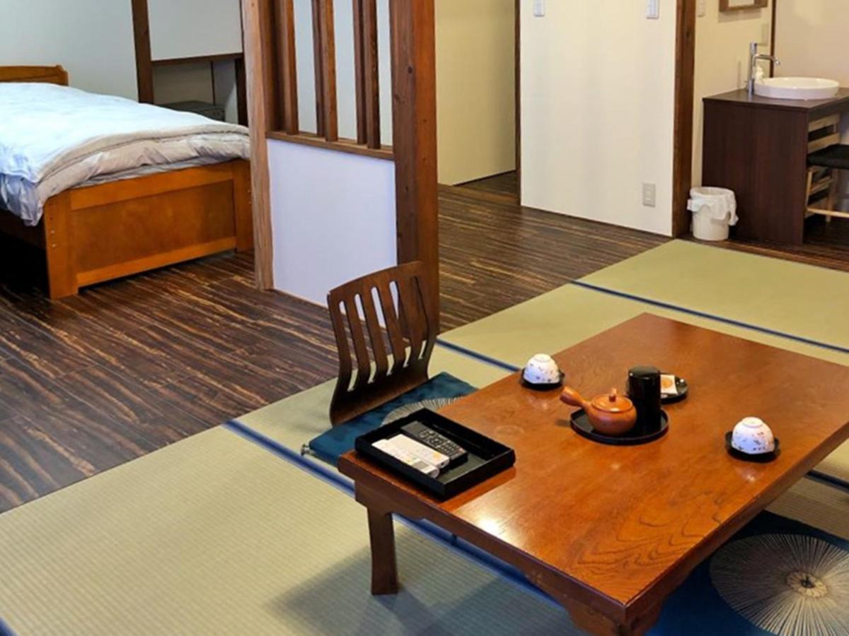 富山県 よしのや旅館 Nanto Exterior foto