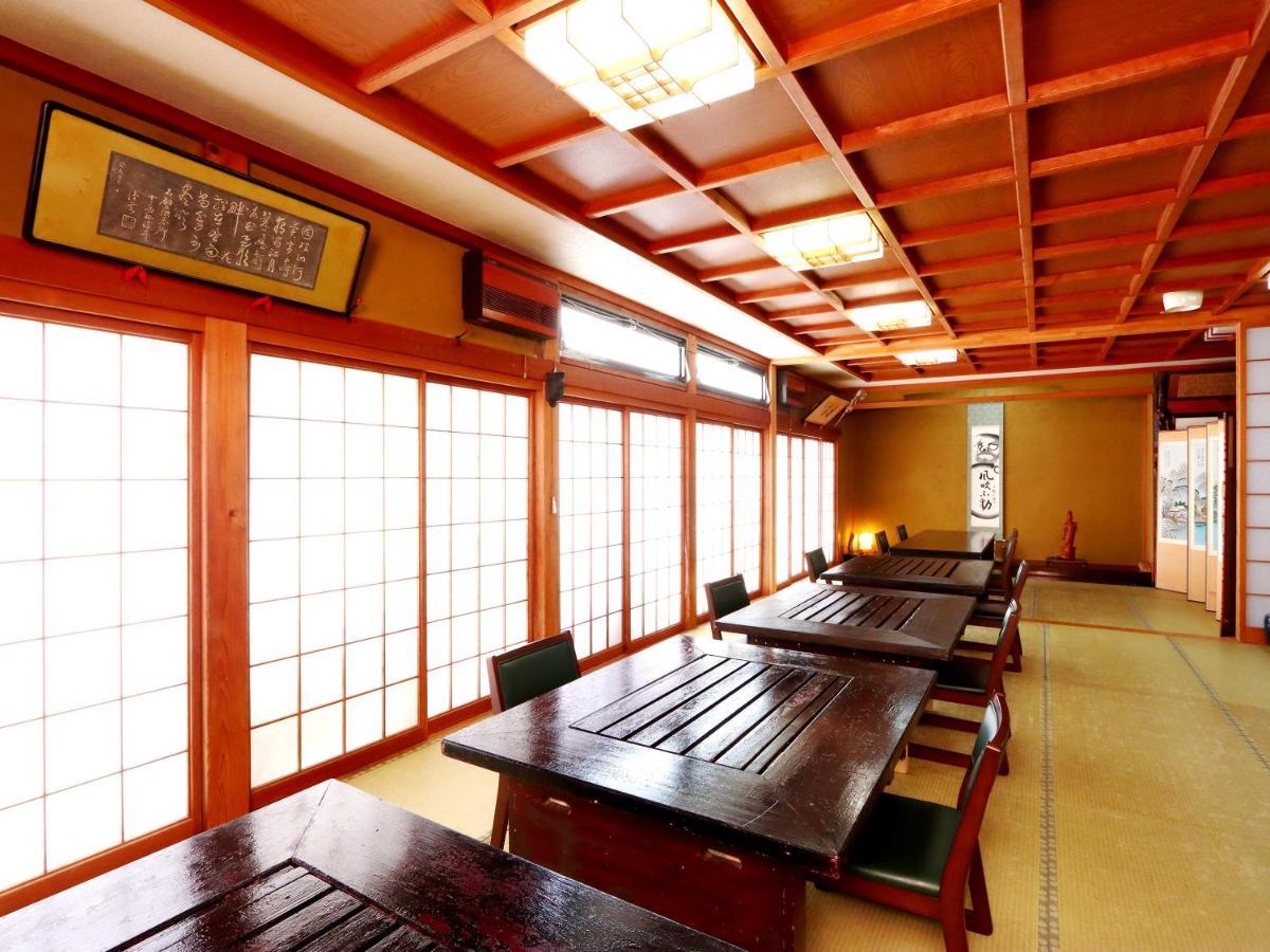 富山県 よしのや旅館 Nanto Exterior foto