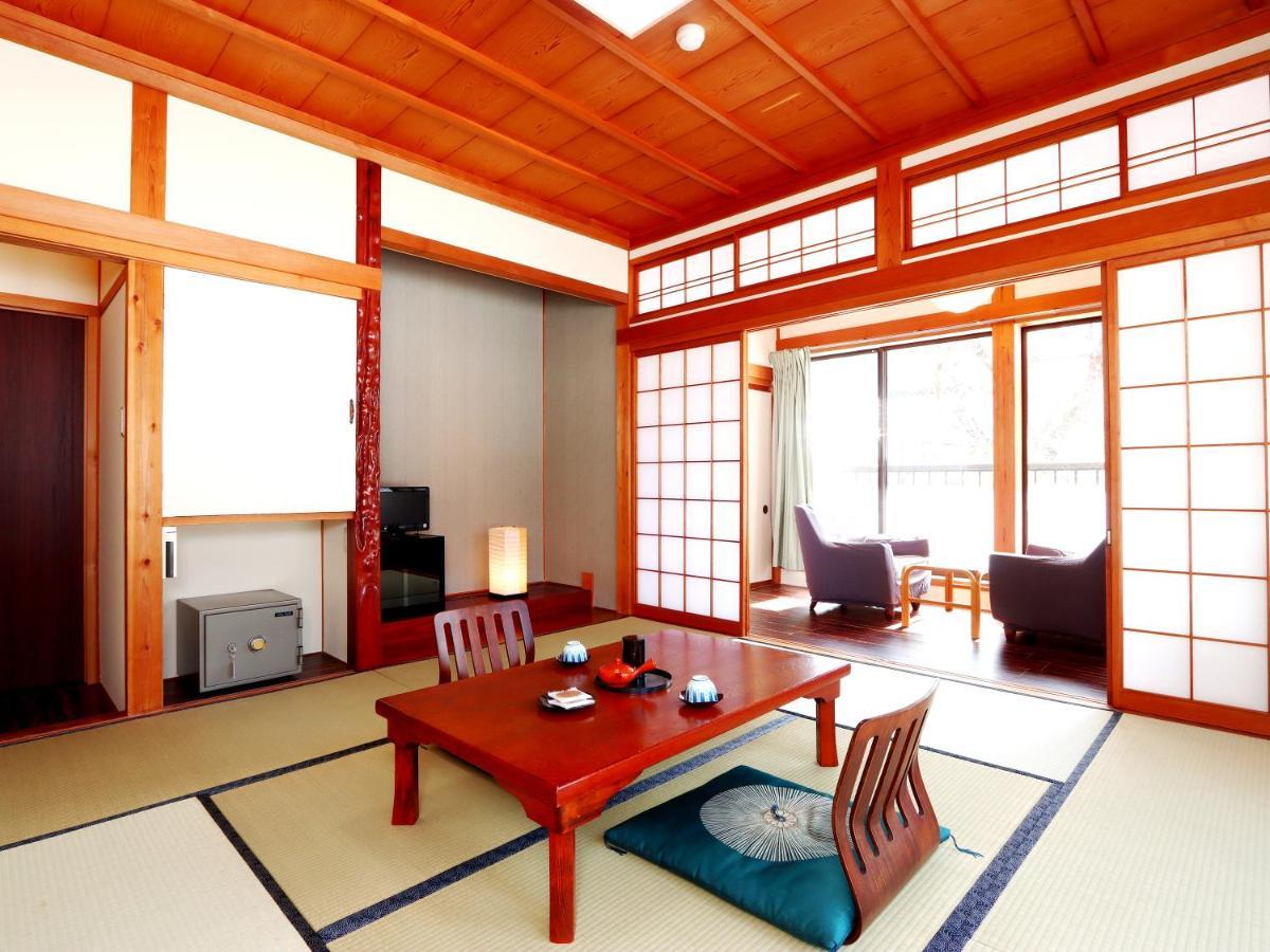 富山県 よしのや旅館 Nanto Exterior foto