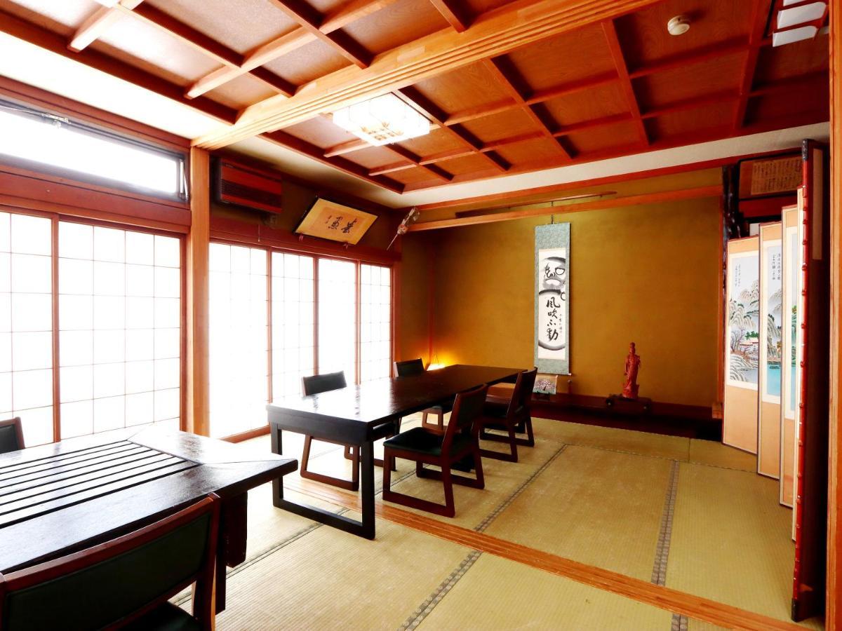 富山県 よしのや旅館 Nanto Exterior foto