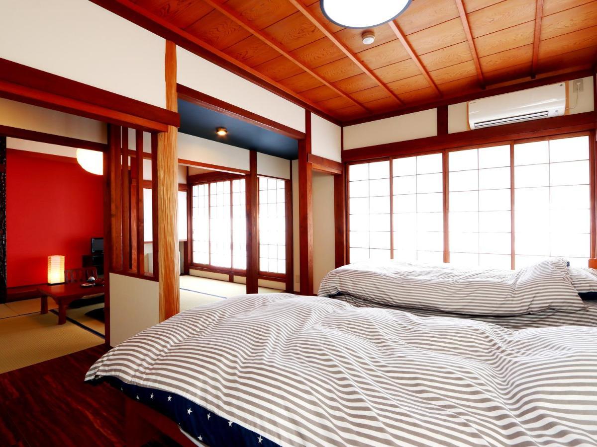 富山県 よしのや旅館 Nanto Exterior foto